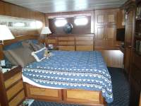 02 Interior – Master Cabin