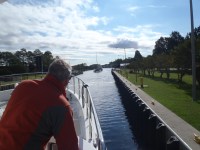 16 Passing through the lock
