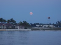 01 Full Moon at West End, Grand&nbsp;Bahama