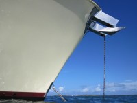 05 Cape Lookout Lighthouse through the anchor&nbsp;chain