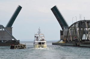 Shear Madness passing through the bridge at Grand Narrows (photo by Brad/Adventure)