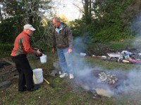 Bradley and Steve start some oyster&nbsp;roasting