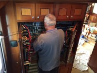 Buddy tightens connections in power board