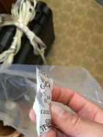 Broken silica gel&nbsp;packet