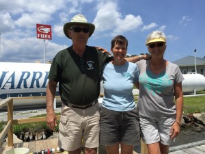 Kathy with Lenny and Pam at Jarrett Bay Fuel dock